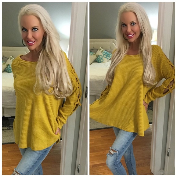 🛍LAST 1! SALE! Mustard Waffle Knit Top! - Picture 3 of 3